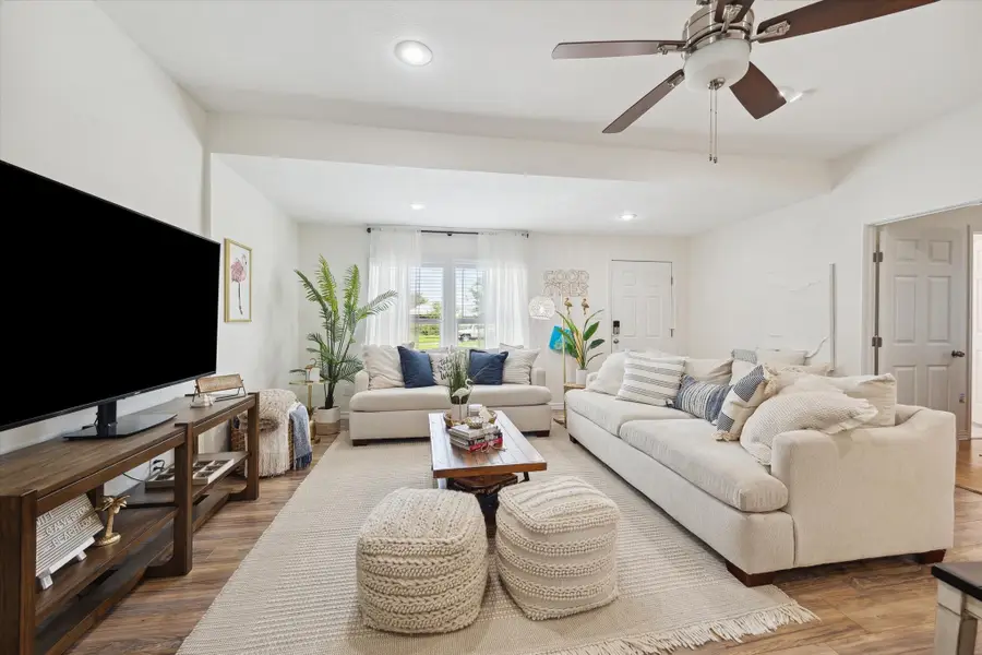 1213 55th Street, Galveston, TX 77551 - Image #2