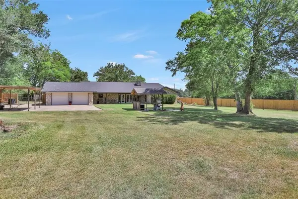 22985 Highway 105 Highway W, Montgomery, TX 77356