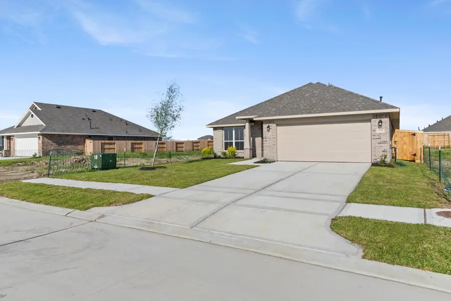 2119 Emerald Lake Trail, Dayton, TX 77535 - #2