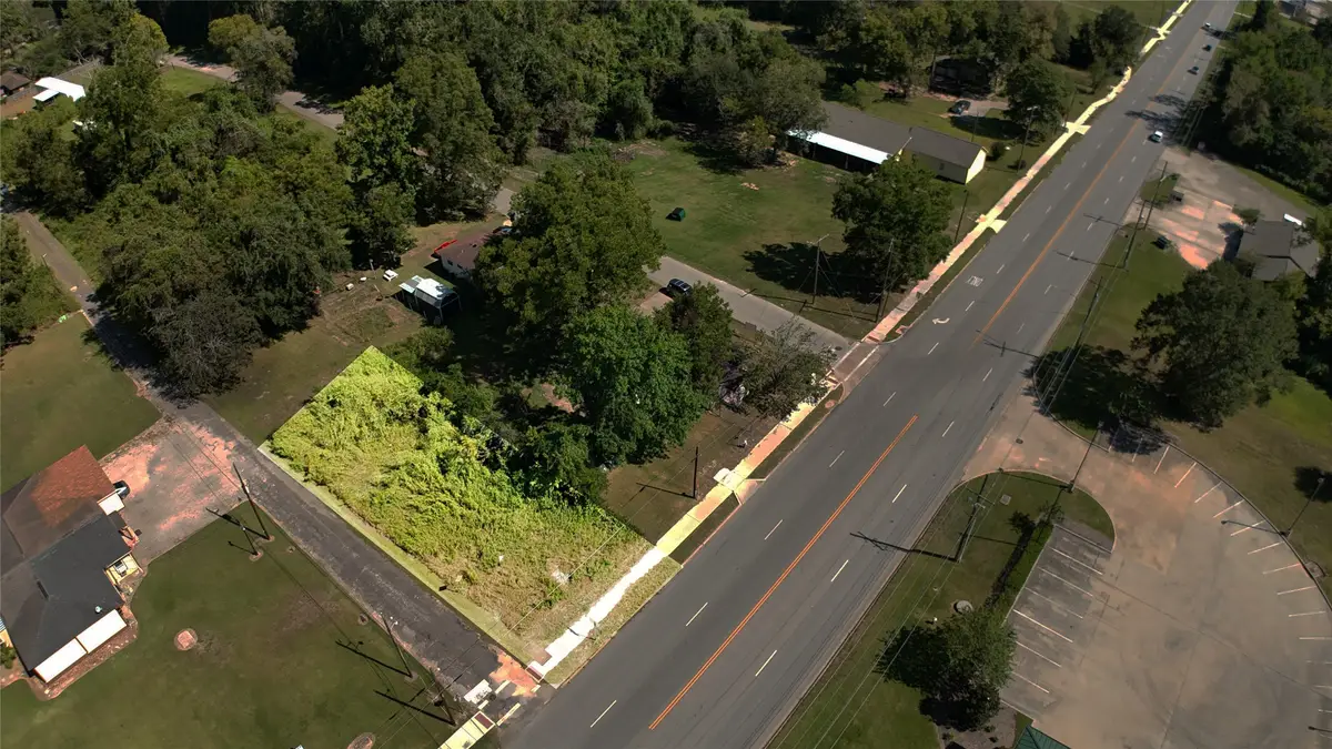 2101 N Cleveland Street, Dayton, TX 77535 - Image #1