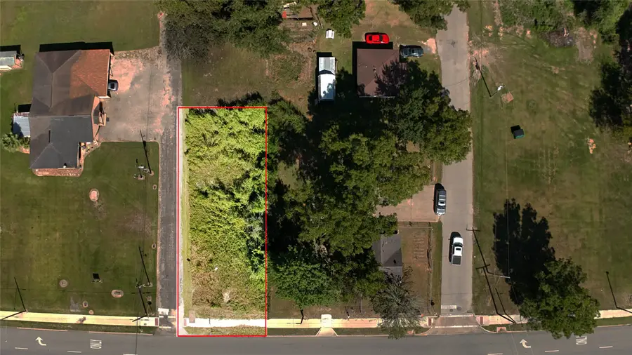 2101 N Cleveland Street, Dayton, TX 77535 - Image #2