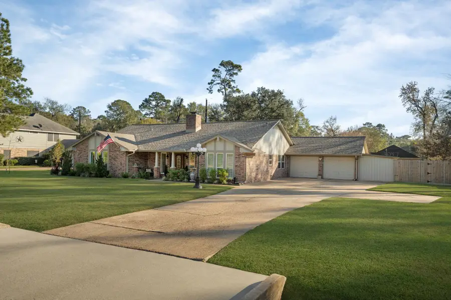 1006 Castle Hill Trail, Kingwood, TX 77339 - Image #2