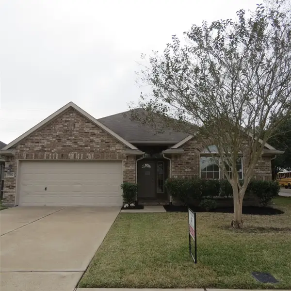 3802 Elderberry Drive, Dickinson, TX 77539
