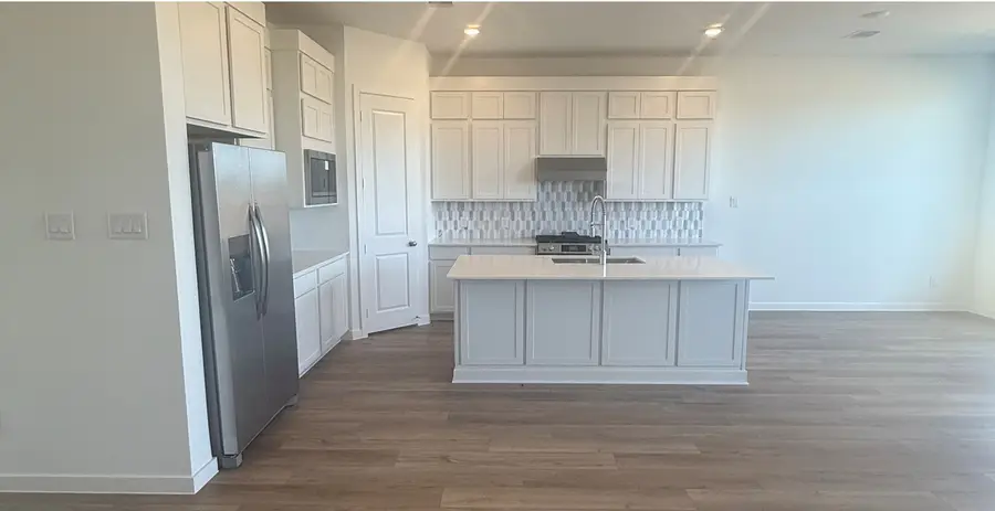 29431 Meadowcreek Hill Drive, Waller, TX 77484 - Image #2