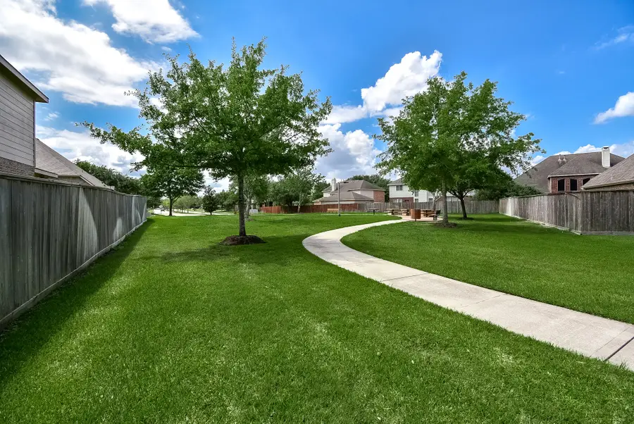 5039 Crystal Bluff Court, Richmond, TX 77407 - #3