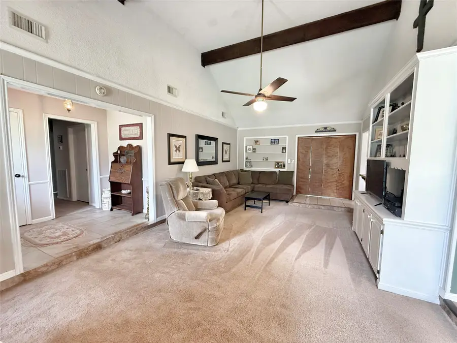 123 Spanish Moss Lane, Lake Jackson, TX 77566 - #2