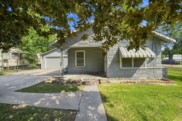 319 W 1st Street, Crosby, TX 77532