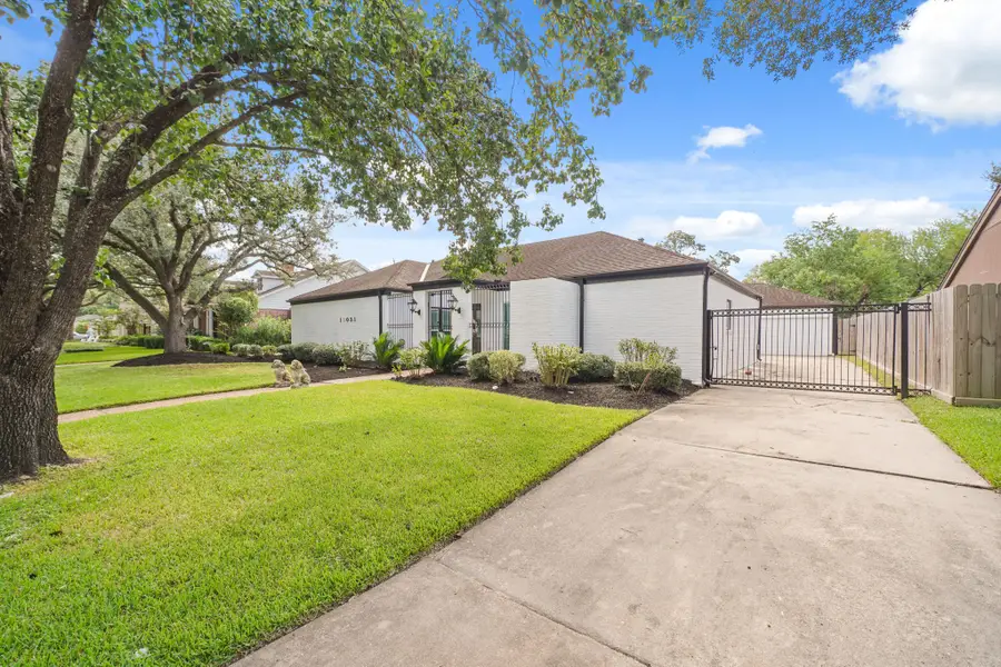 10031 Inwood Drive, Houston, TX 77042 - #3
