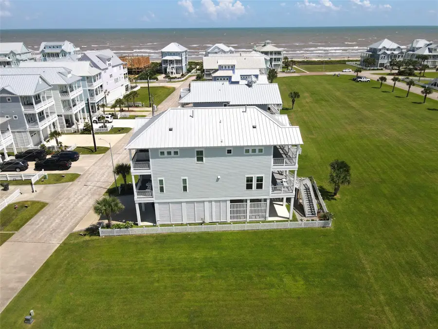 3818 Periwinkle, Galveston, TX 77554 - #2
