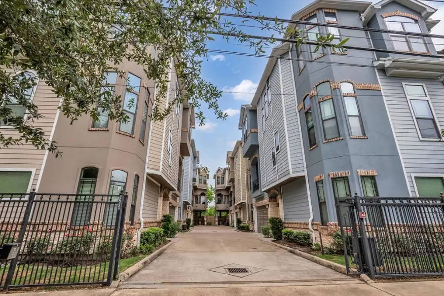 1219 W 25th Street #B, Houston, TX 77008 - #3