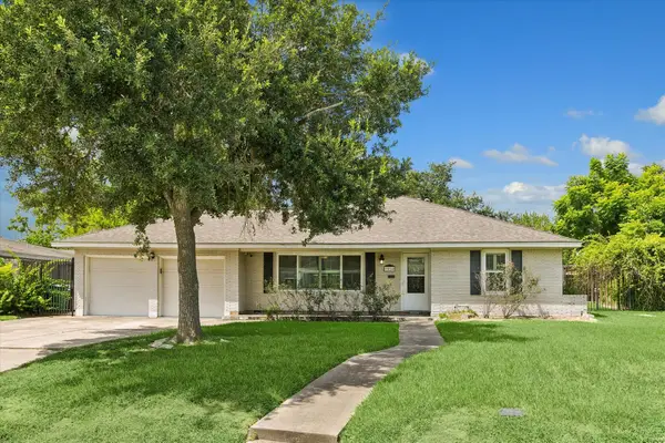 3014 Castlewood Street, Houston, TX 77025