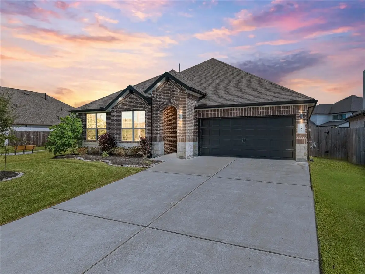 716 Westwood Drive, League City, TX 77573 - #1
