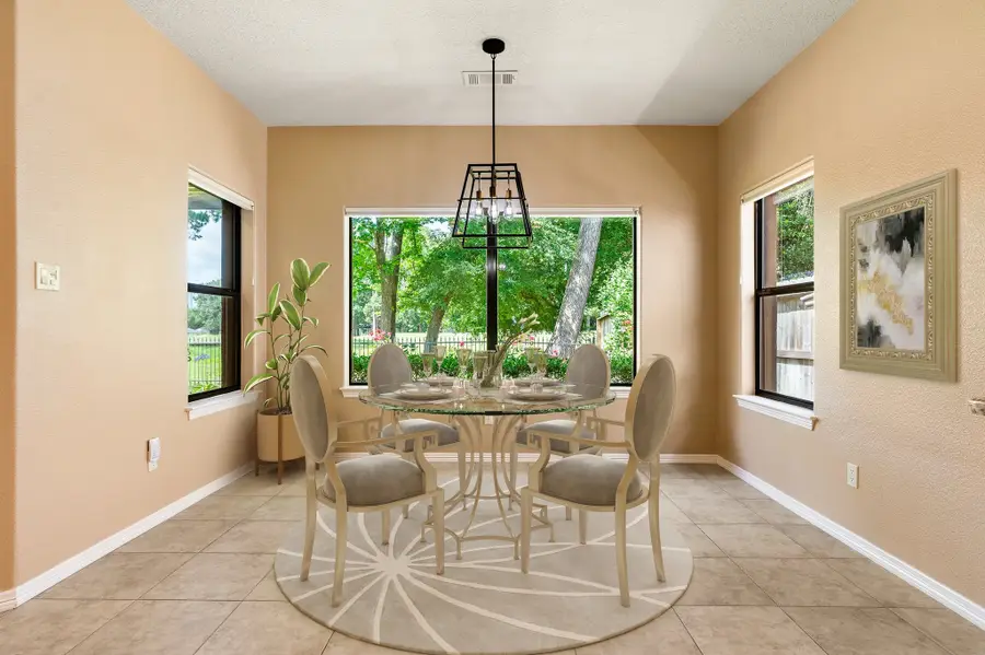 13727 Fountainview Drive, Montgomery, TX 77356 - Image #3