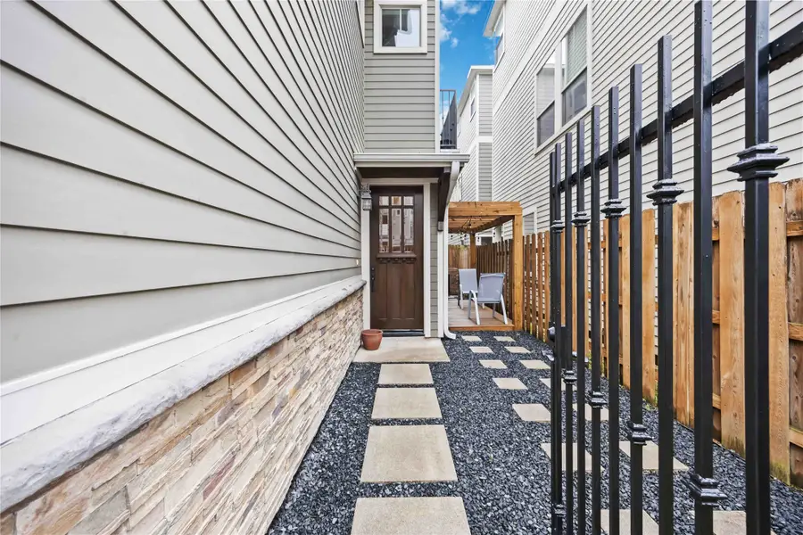 2435 Charleston Street #C, Houston, TX 77021 - Image #3