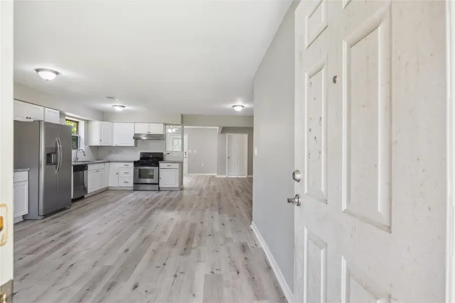 9196 White Oak Drive, Conroe, TX 77384 - Image #3