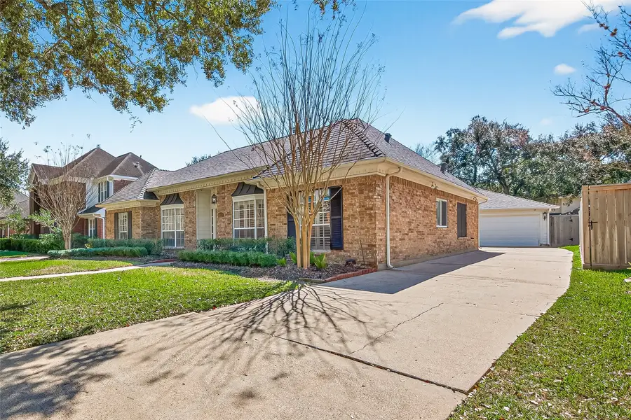 4422 Jamaica Drive, Sugar Land, TX 77479 - #2