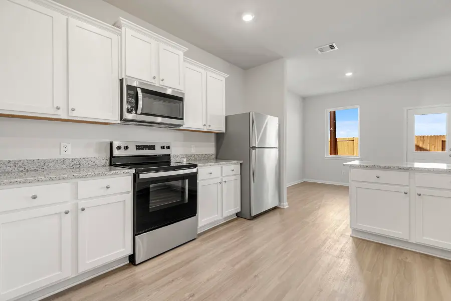 8218 Sunberry Shadow Drive, Houston, TX 77016 - Image #3