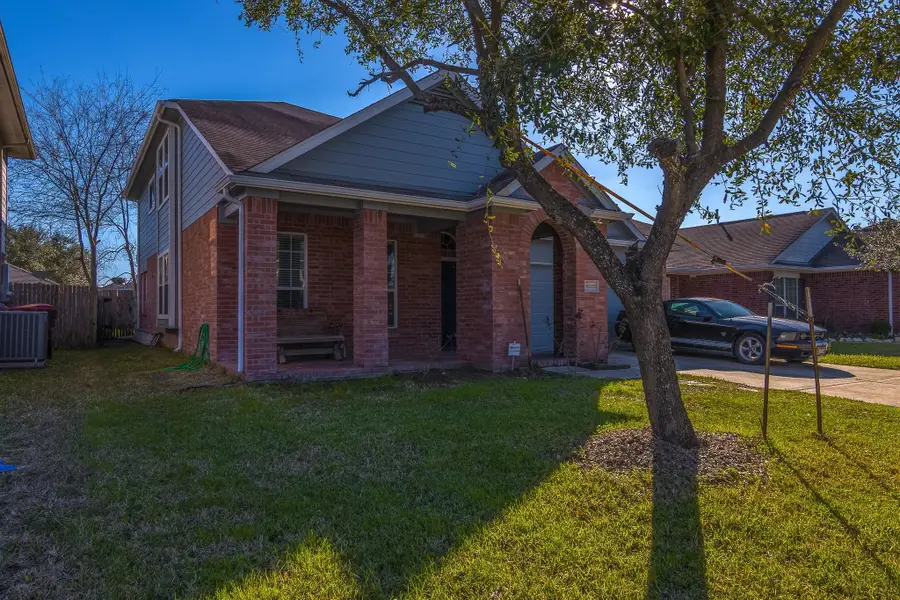 10303 Mills Run Drive, Houston, TX 77070 - Image #3