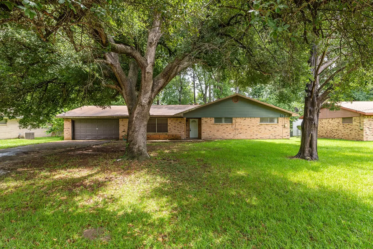200 Cunningham Drive, Lufkin, TX 75901 - Image #1