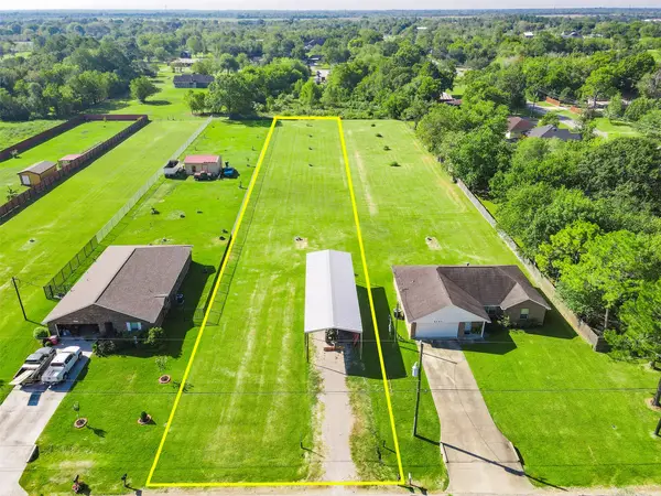 6436 Grace Ln, Pearland, TX 77584