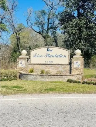 31 Holly Springs Drive, Conroe, TX 77302