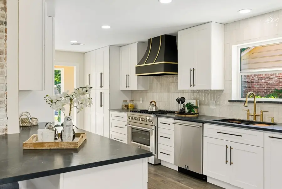 12510 Deep Spring Lane, Houston, TX 77077 - Image #2