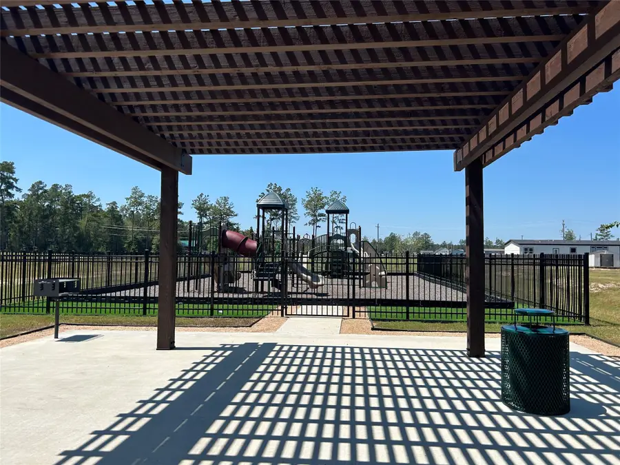 13088 Lewelling Drive, Conroe, TX 77306 - Image #3