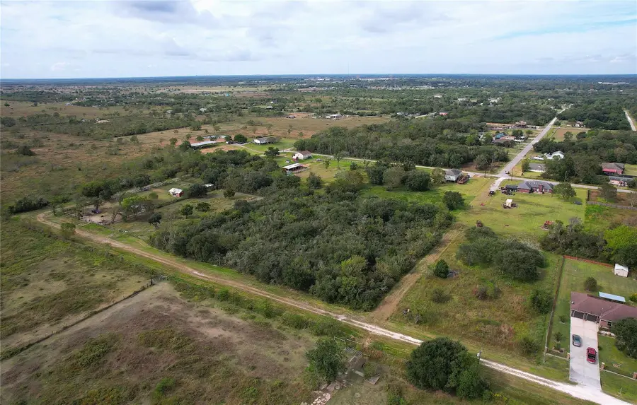 0 Mike, Hitchcock, TX 77563 - #2