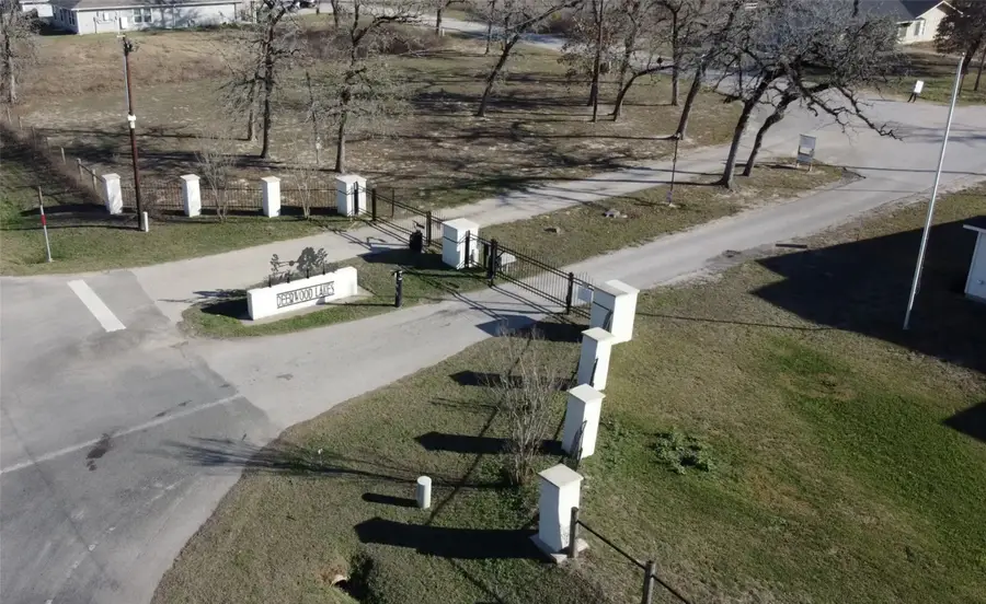 26364 Deerwood Drive, Hempstead, TX 77445 - Image #2