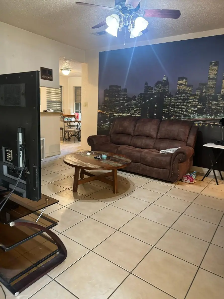 503 Raymond Street, La Marque, TX 77568 - Image #3