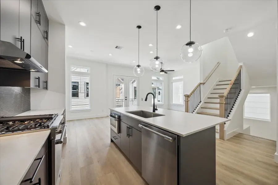 754 Curtin Street, Houston, TX 77018 - #3
