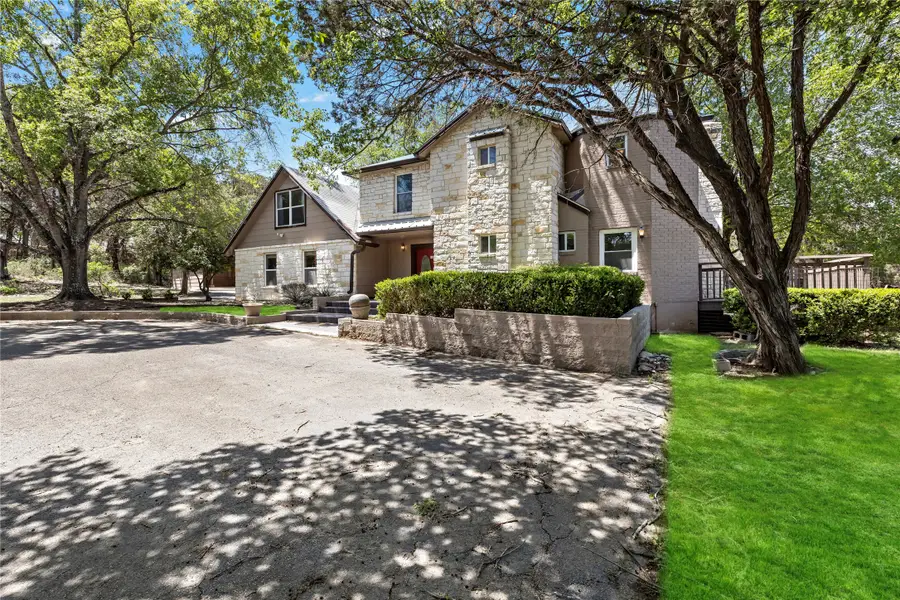 220 Lark Lane, New Braunfels, TX 78132 - Image #2