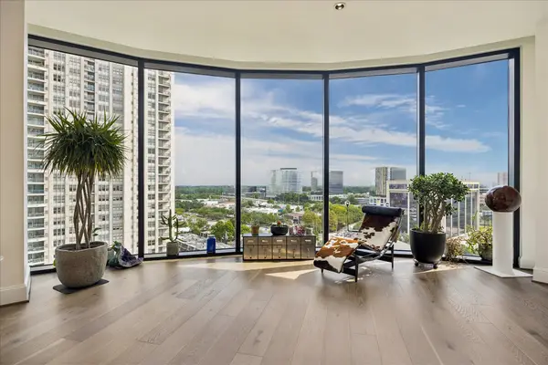 1409 Post Oak Boulevard #1102, Houston, TX 77056