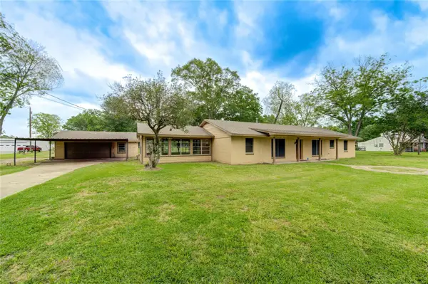 1745 Stone Road, Pearland, TX 77581