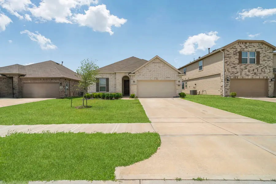 2012 Rebel Way, Alvin, TX 77511 - #2