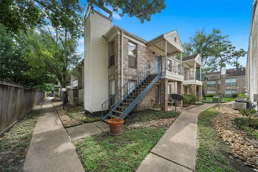 3900 Woodchase Drive #52, Houston, TX 77042 - #2