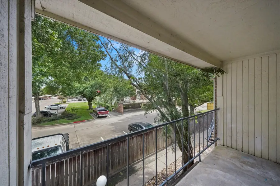 3900 Woodchase Drive #52, Houston, TX 77042 - #3