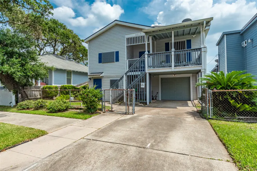 2809 Bernardo De Galvez Avenue, Galveston, TX 77550 - #2