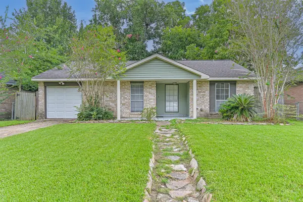501 Bellmar Lane, Friendswood, TX 77546
