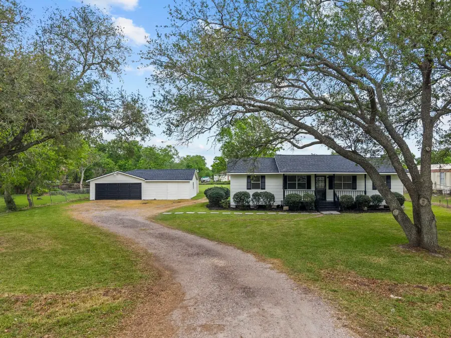 19139 County Road 927a, Alvin, TX 77511 - #2