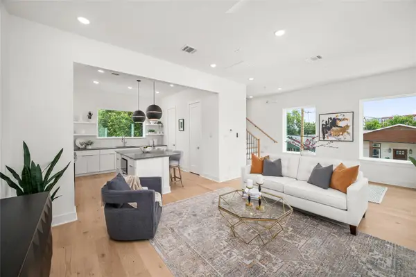 902 Kern Street #A, Houston, TX 77009