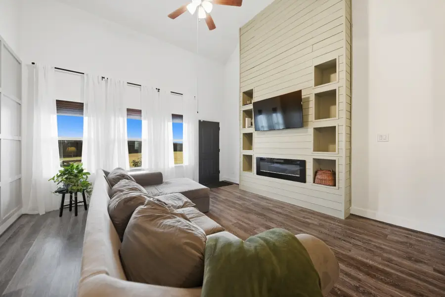 6330 Belleau Lake Drive, Katy, TX 77493 - Image #3