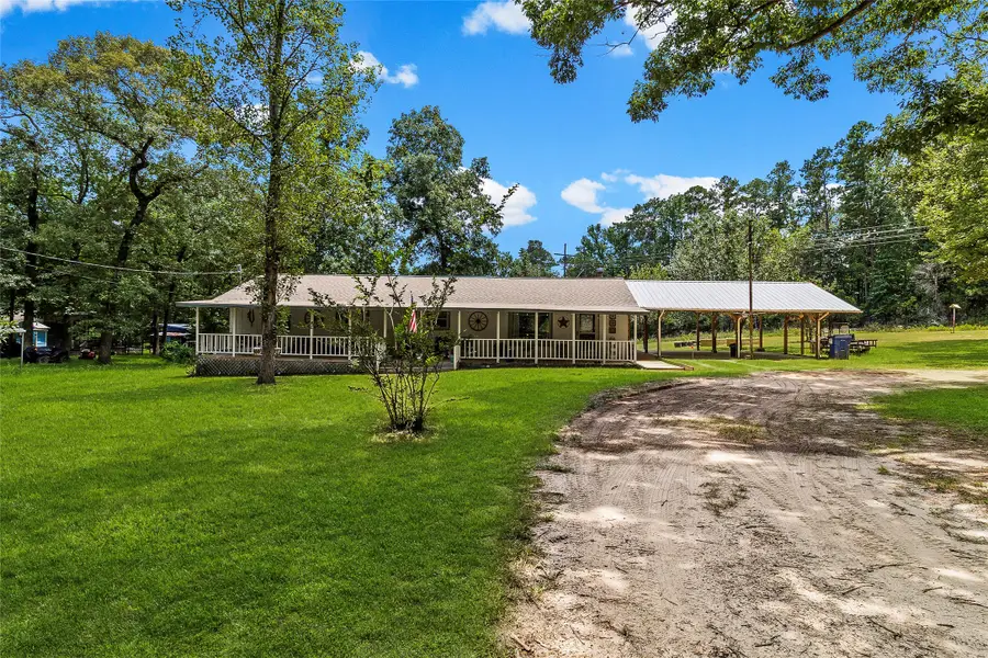 128 E Highland Drive, Livingston, TX 77351 - #3