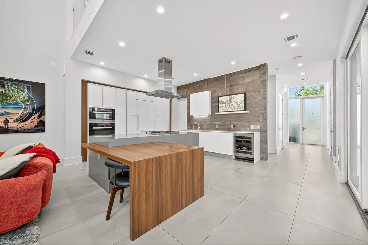 211 Stratford Street, Houston, TX 77006 - #1