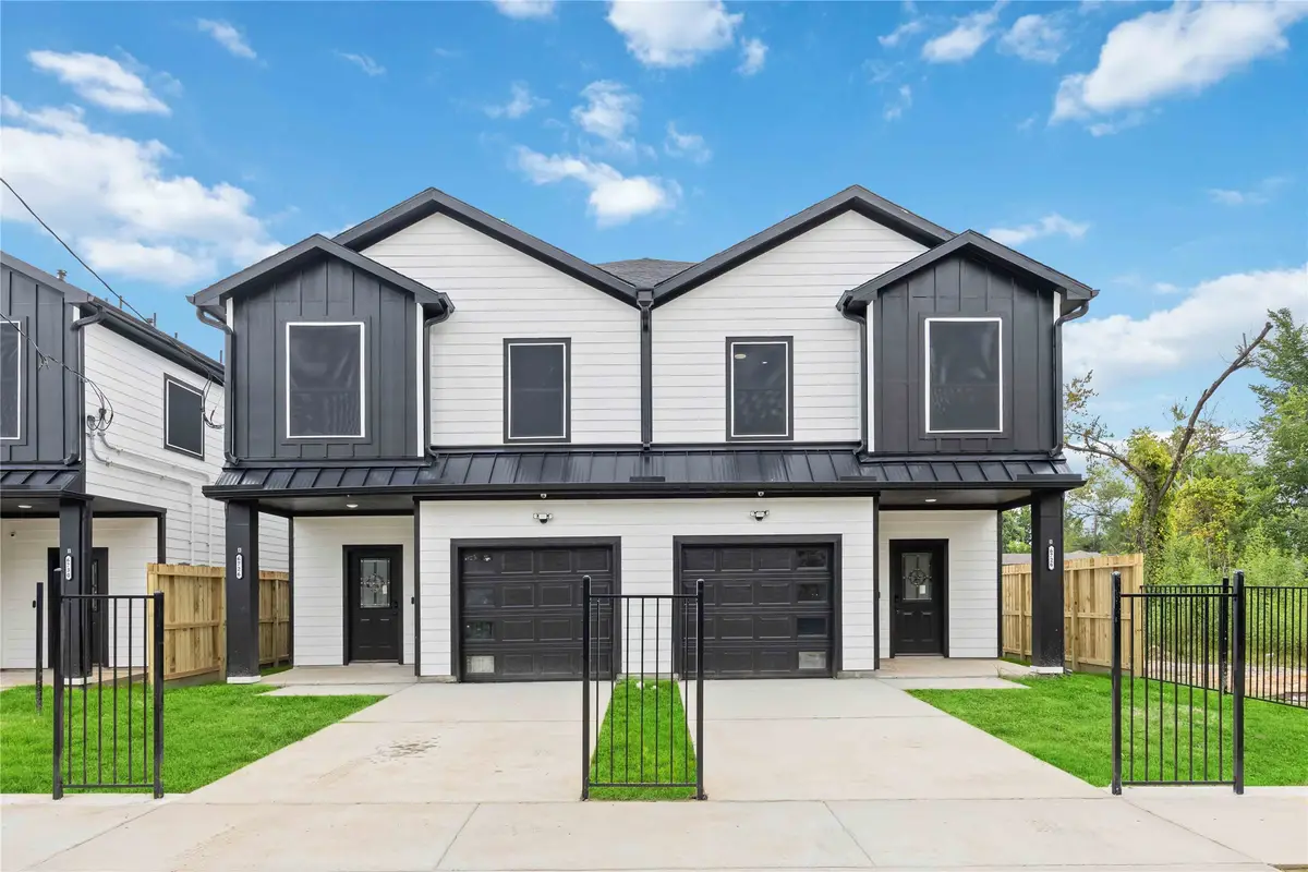 6736 Paris Street #A-B, Houston, TX 77021 - #1