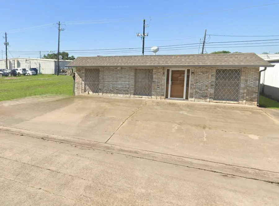 1301 N Avenue H, Freeport, TX 77541 - Image #3