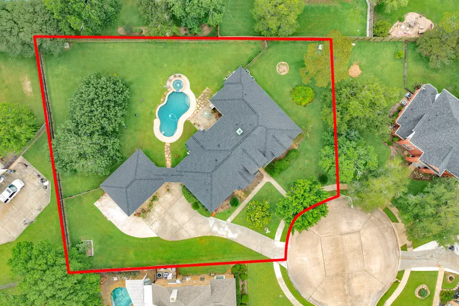 55 Mandevilla Court, Lake Jackson, TX 77566 - #2