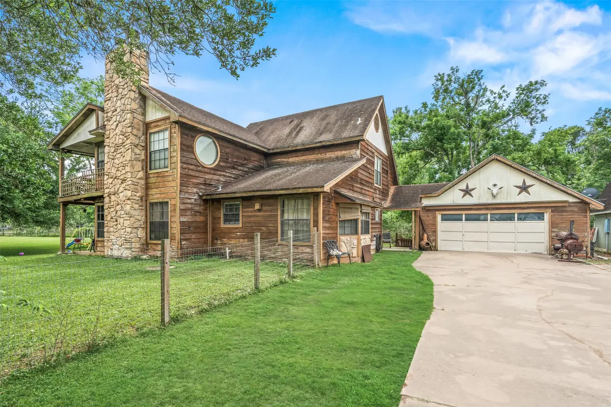 154 Pin Oak Drive, Angleton, TX 77515 - #1