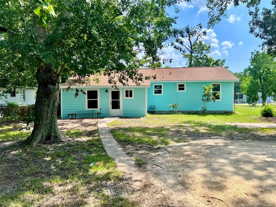 3114 Ridgefield Road, La Porte, TX 77571 - Image #2