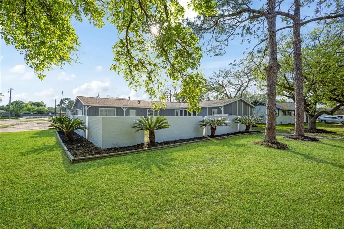 3426 Valley Brook Drive, La Porte, TX 77571 - #1